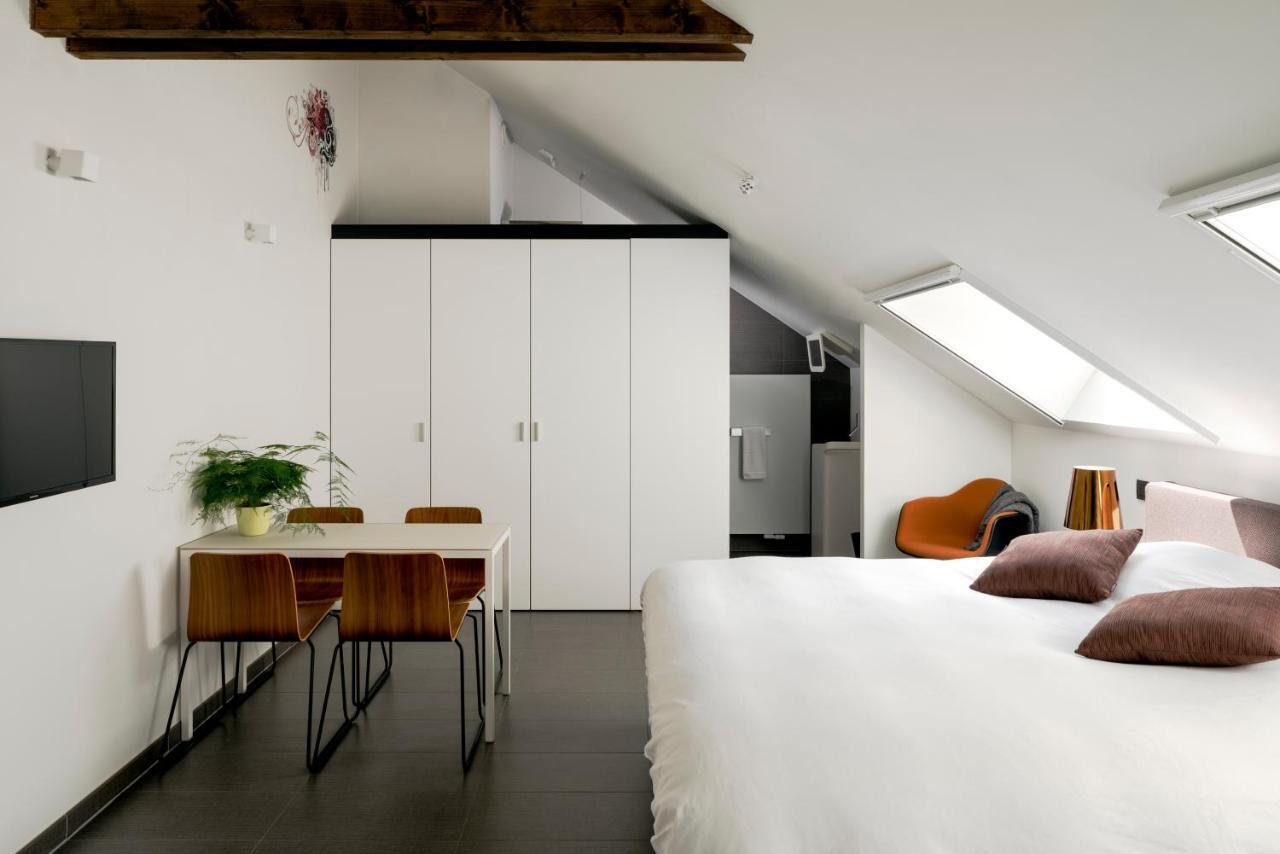 B&B Bed And Beyond Opglabbeek ภายนอก รูปภาพ