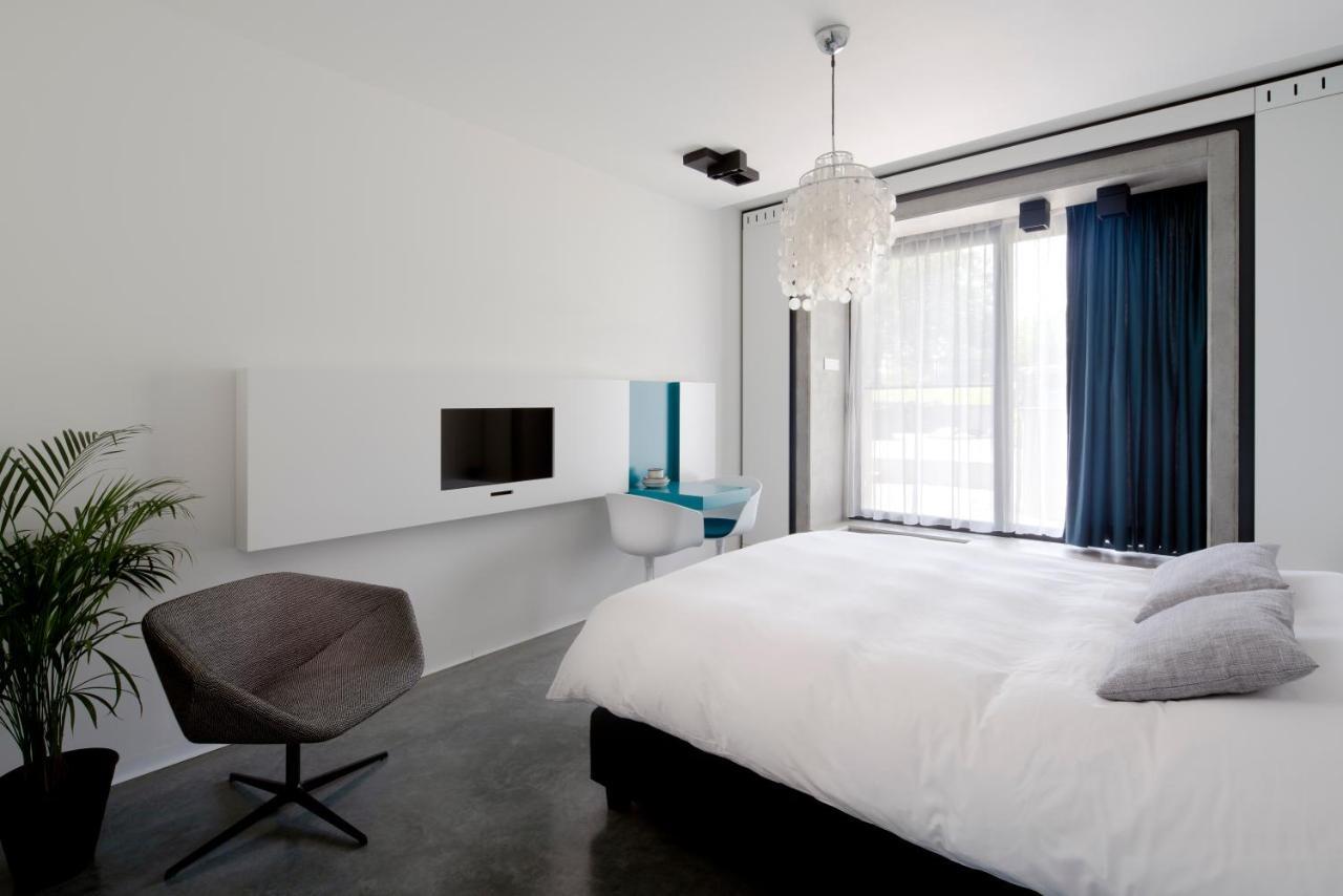 B&B Bed And Beyond Opglabbeek ภายนอก รูปภาพ