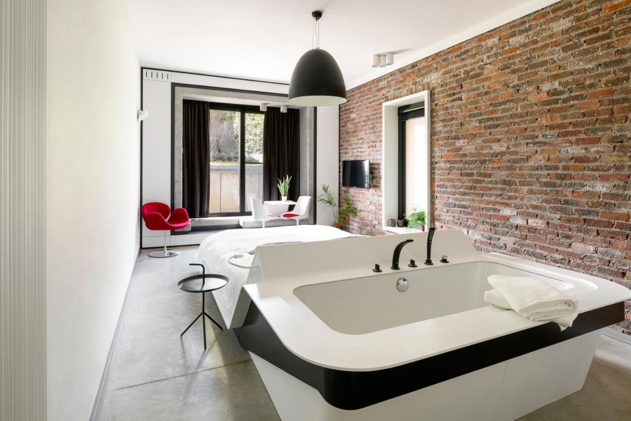 B&B Bed And Beyond Opglabbeek ภายนอก รูปภาพ