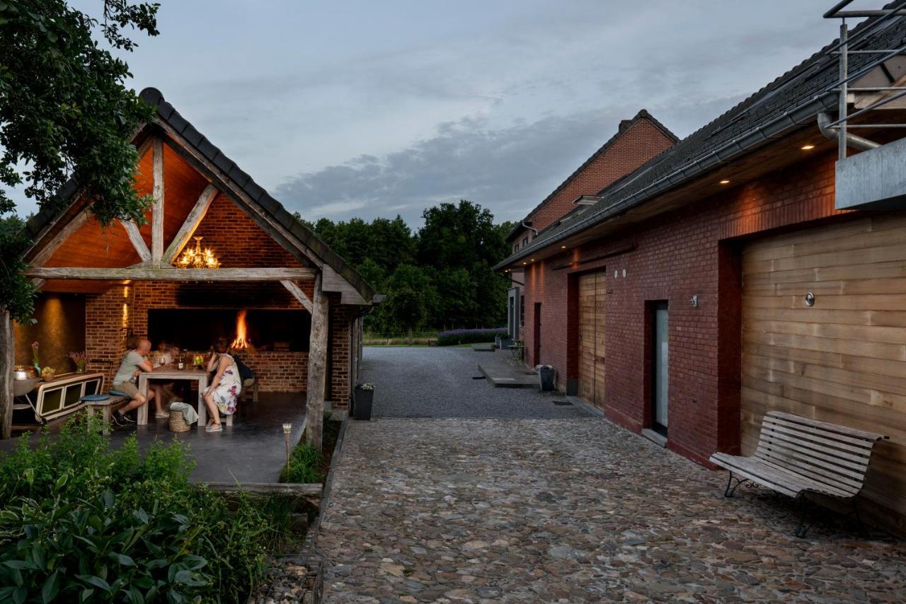 B&B Bed And Beyond Opglabbeek ภายนอก รูปภาพ